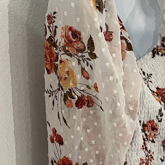 Rue 21 Floral Boho Crop Top Size M - Picture 4 of 6